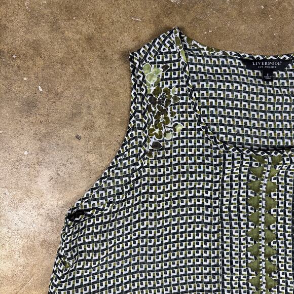 Liverpool Double Layer Geo Floral Mix Blouse Women’s Small Green Black White NWT - Picture 2 of 8